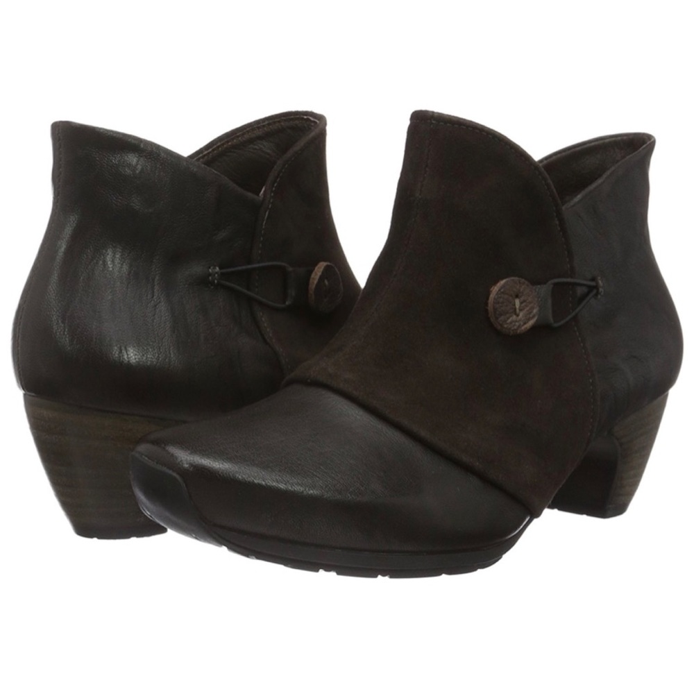 Anthropologie THINK Ana 🌿 Black Leather Button Ankle Black Boots  10 (like AS98)